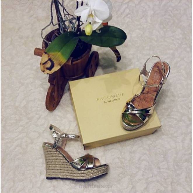 Menbur kvinnor guld nauru högklackat 608J5169